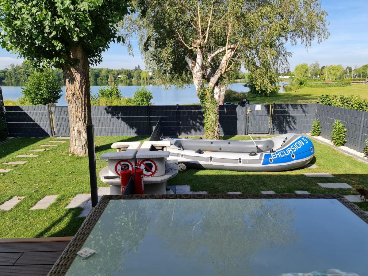 Ferienhaus Am See Hungen Kültér fotó