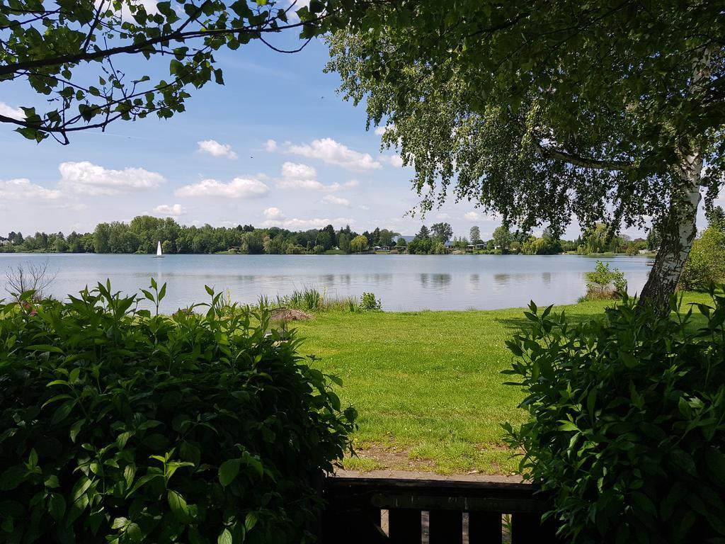 Ferienhaus Am See Hungen Kültér fotó